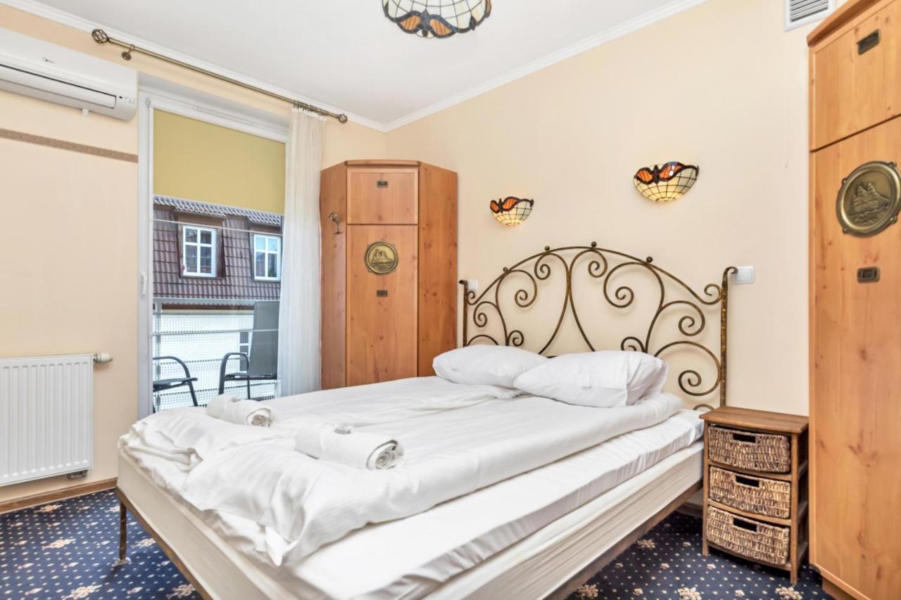Апартаменти Apartament Na Deptaku Z Parkingiem I Klimatyzacja By Renters Мендзиздроє Екстер'єр фото