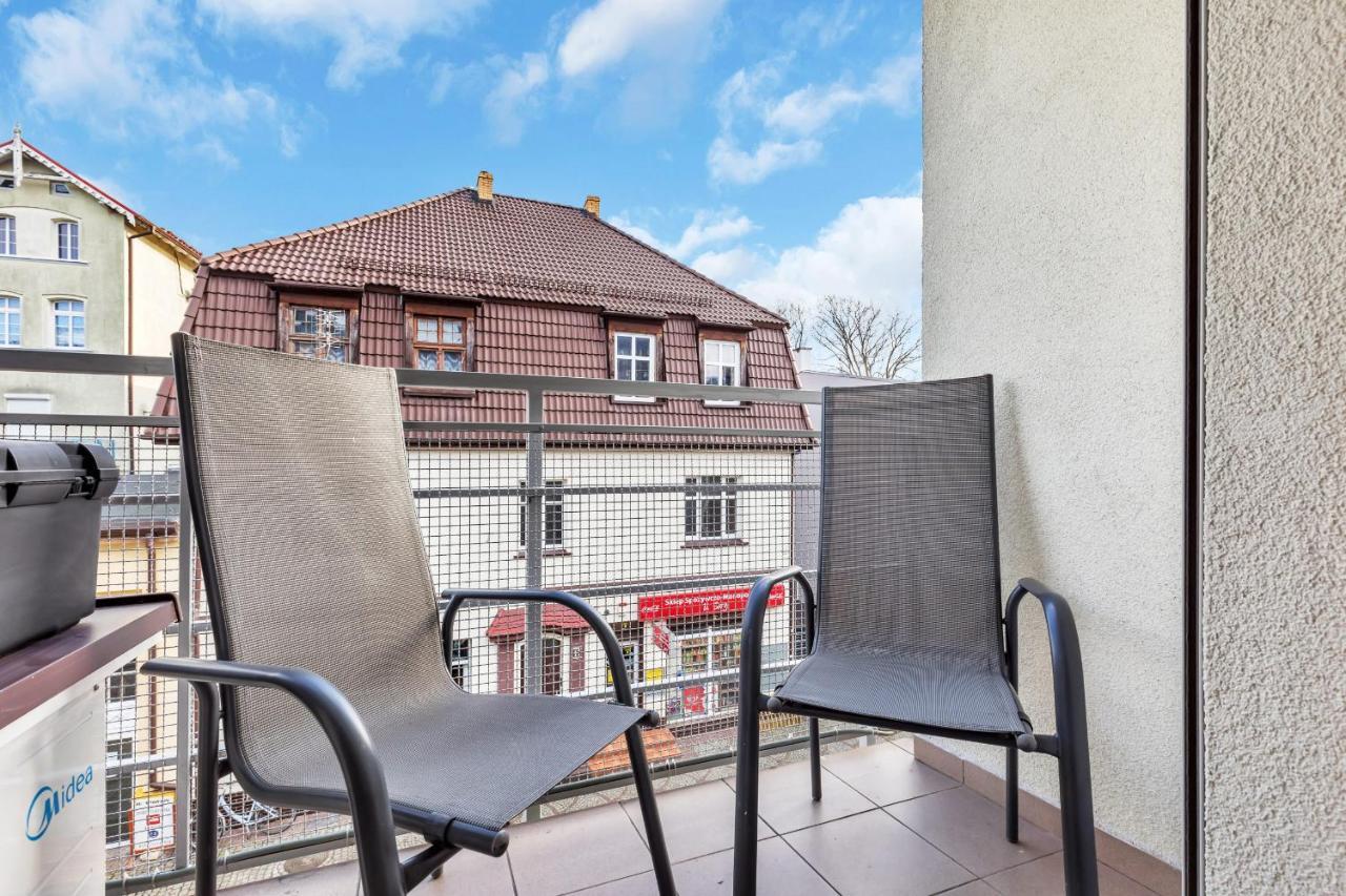 Апартаменти Apartament Na Deptaku Z Parkingiem I Klimatyzacja By Renters Мендзиздроє Екстер'єр фото